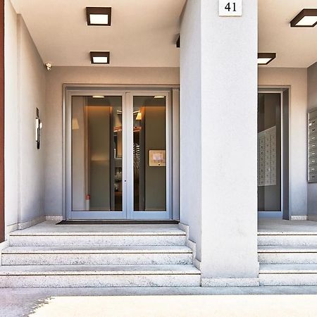 Monviso Modern - Exclusive Apartment Mailand Exterior foto