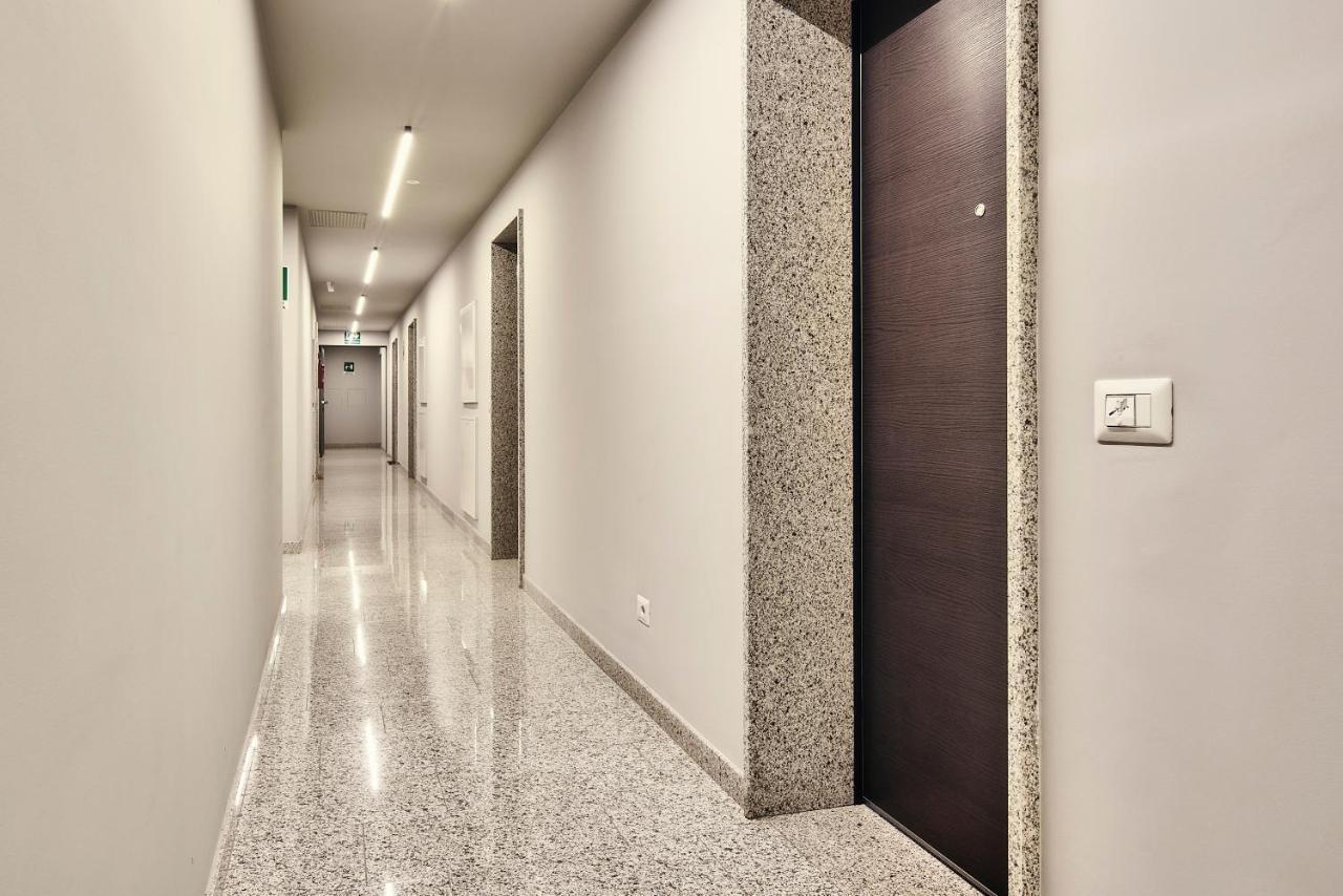 Monviso Modern - Exclusive Apartment Mailand Exterior foto